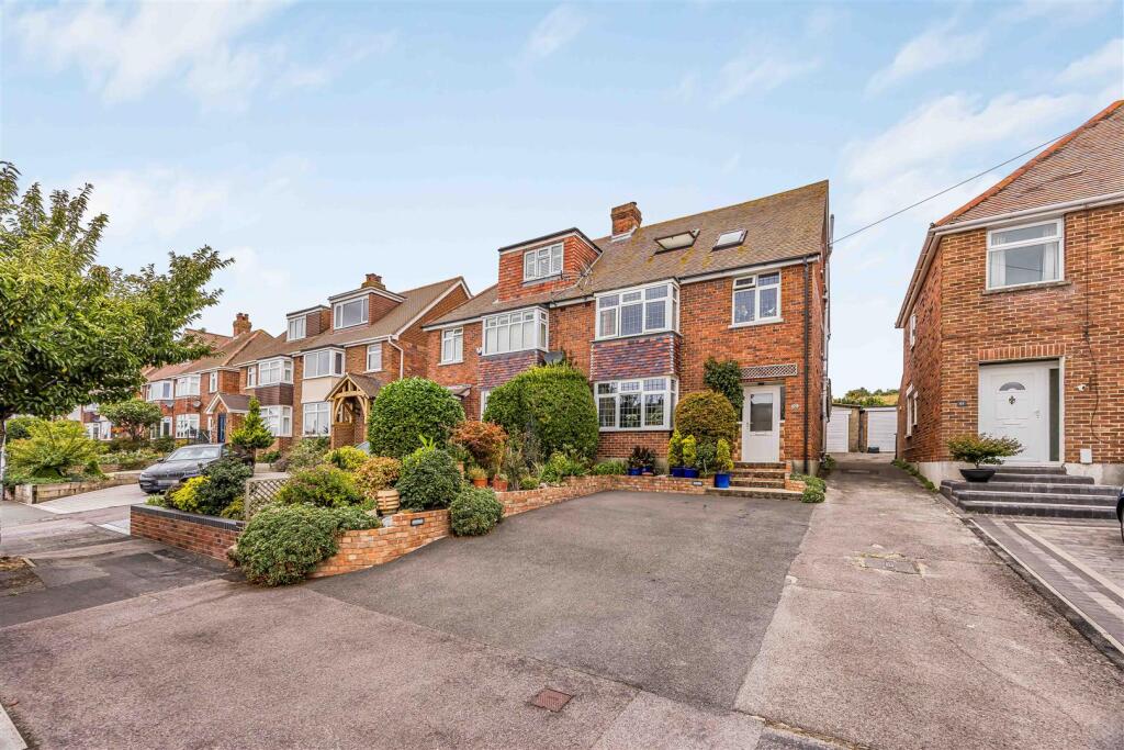 Woodfield Avenue, Portsmouth, Portsmouth