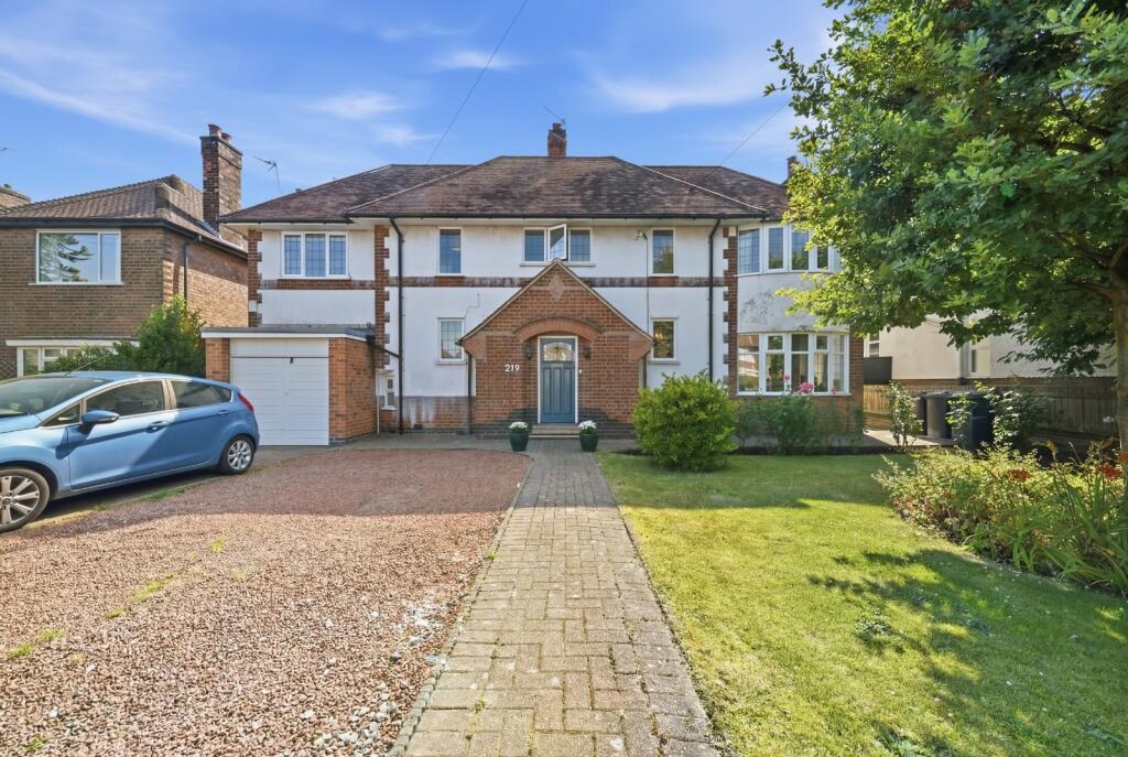 House in Rushcliffe, Nottinghamshire - View 2