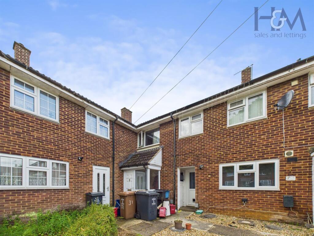 Main image of property: Briardale, Stevenage, Hertfordshire, SG1 1TR