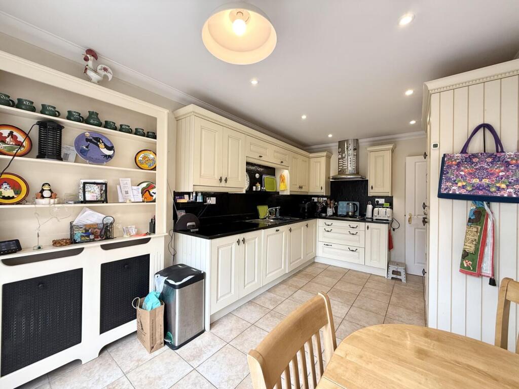 House in Christchurch, Purewell - View 4