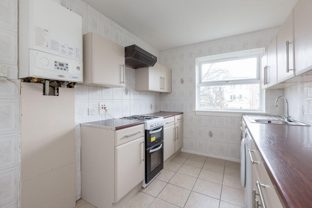 12a, Forrester Park Grove, Edinburgh, EH12 9AJ photo 3
