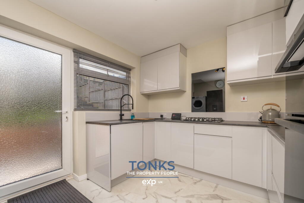 House in Dudley, West Midlands - More