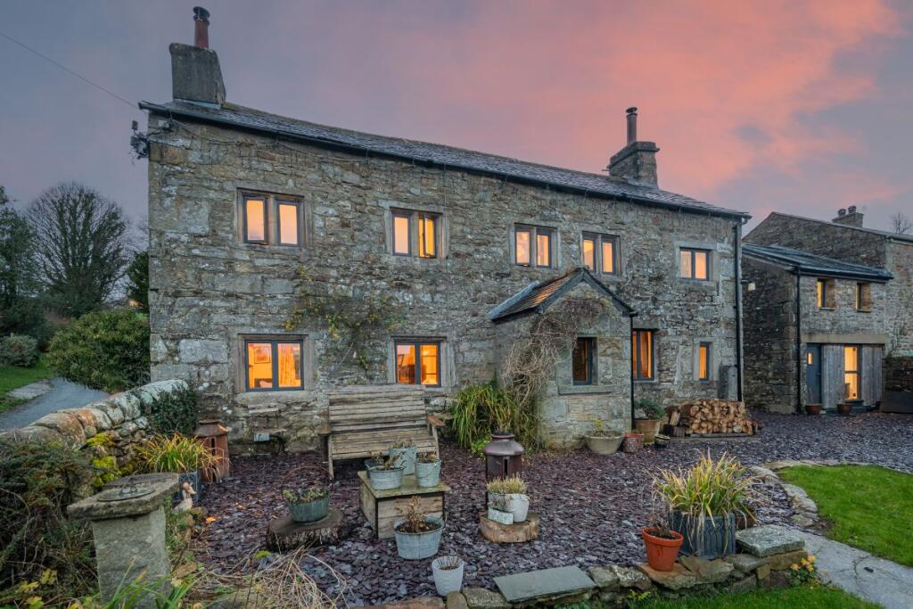 Main image of property: Aughton Old Hall, Aughton, Lancaster, LA2 8LU