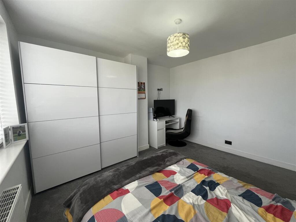 Additional image 14 of Bradford Road, Oakenshaw, Bradford