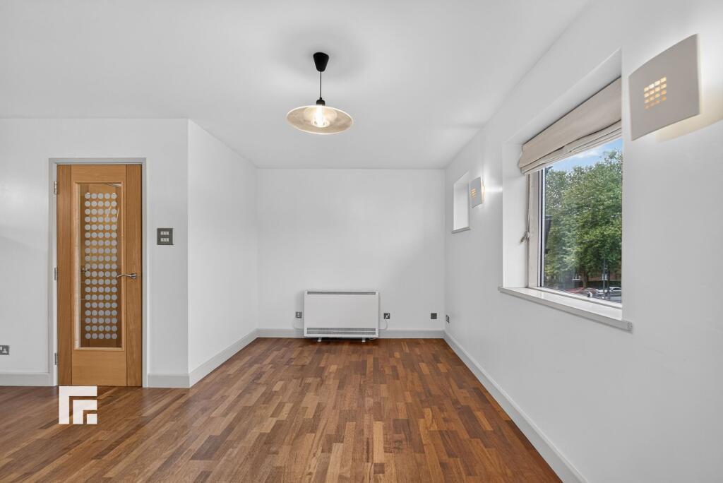 Apartment in Cardiff - More