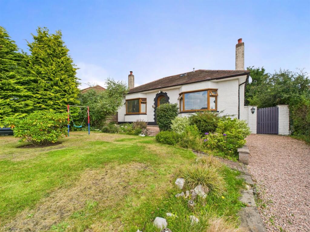 Main image of property: 39 Oakbank Crescent, Perth, PH1 1DF