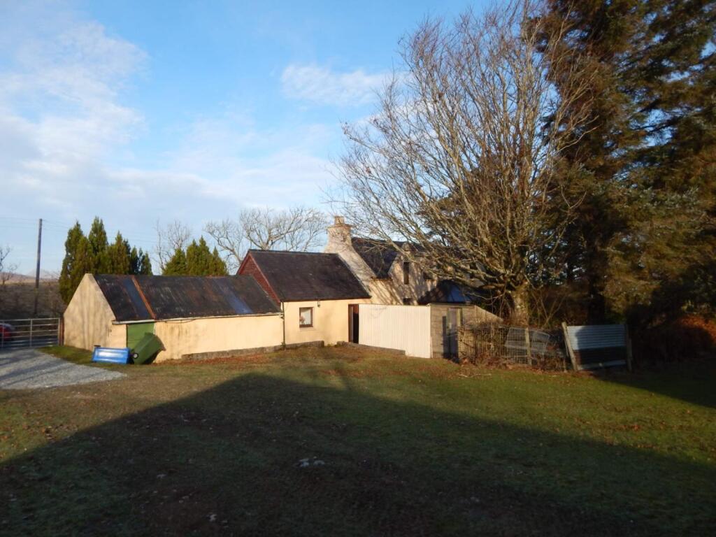 Main image of property: 10 and 11 Scullamus, Breakish, Broadford, Isle of Skye, IV42 8QB