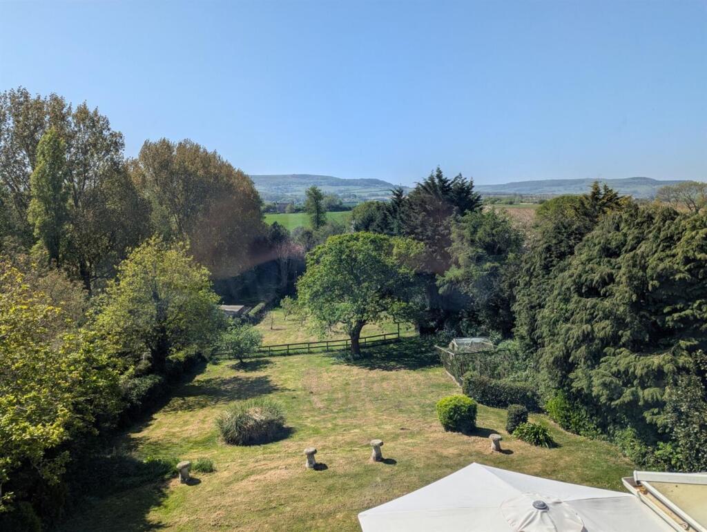 Main image of property: Newport Road, Apse Heath, Sandown