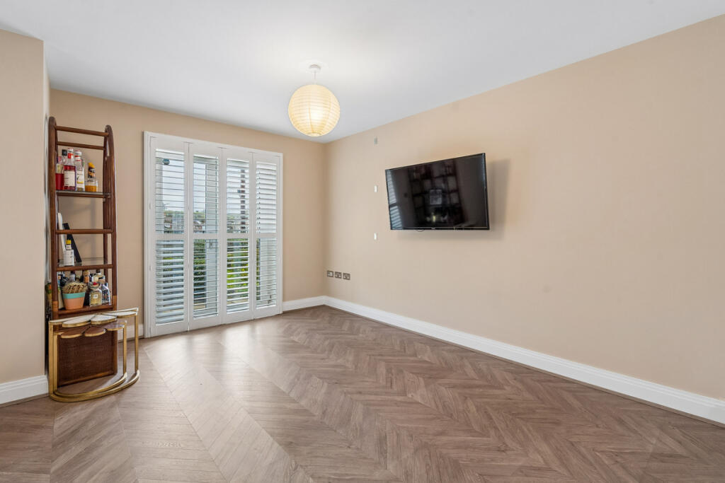Apartment in Hemel Hempstead - View 4