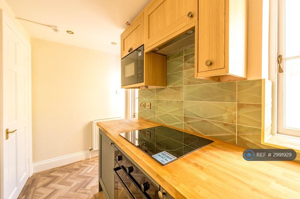 Apartment in Bristol - View 4