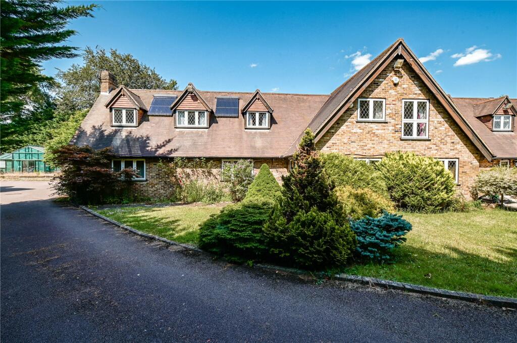 Main image of property: Warren Lodge, 1, SL0