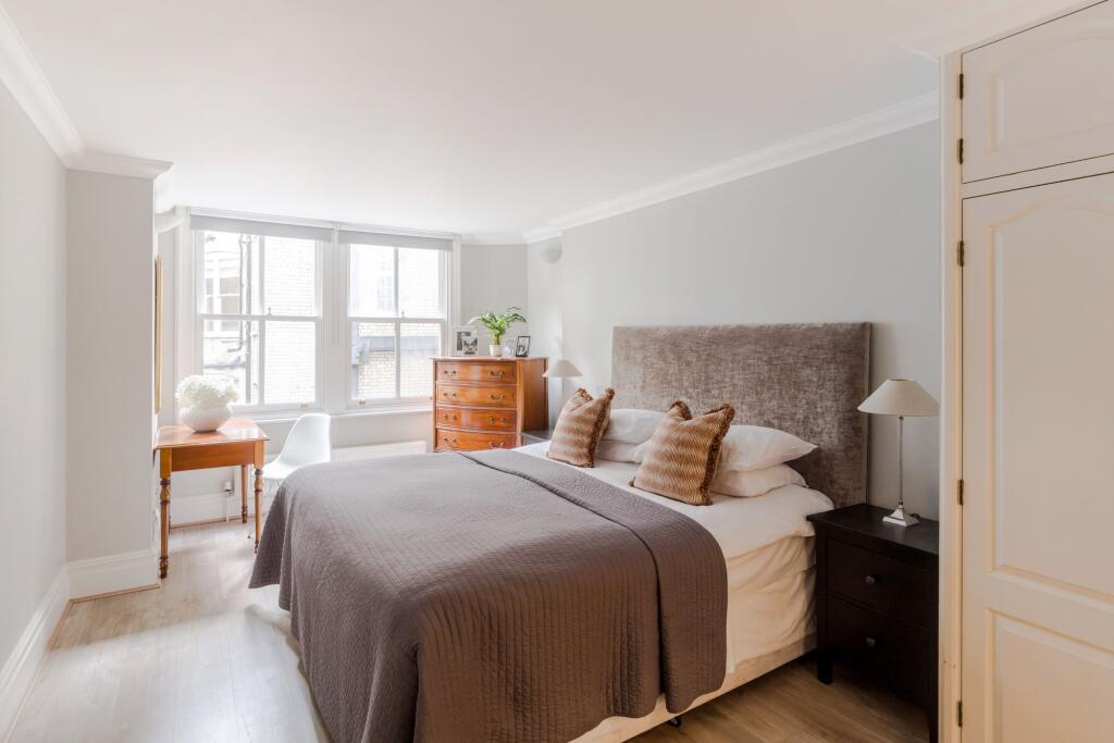 Apartment in London - View 3