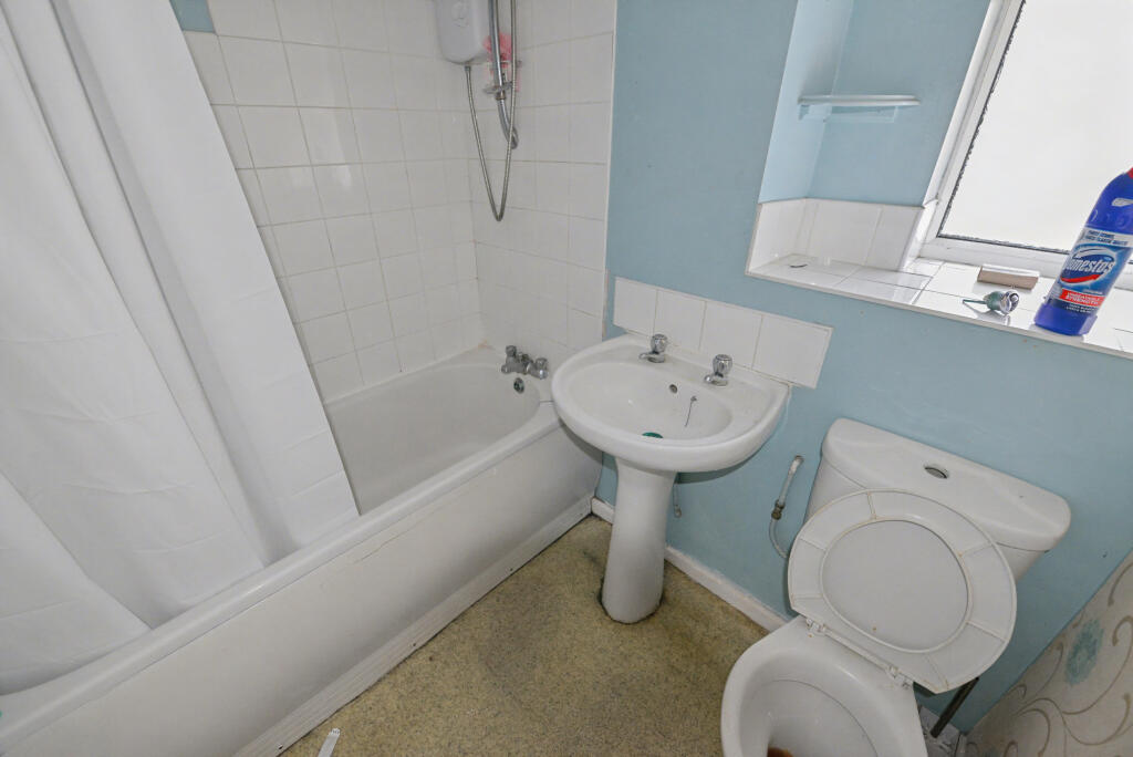 Additional image 13 of 94 Kingshurst Way, Kingshurst, Birmingham, B37 6JQ