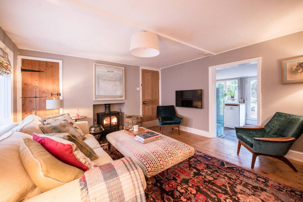 House in East Suffolk, Tunstall - More