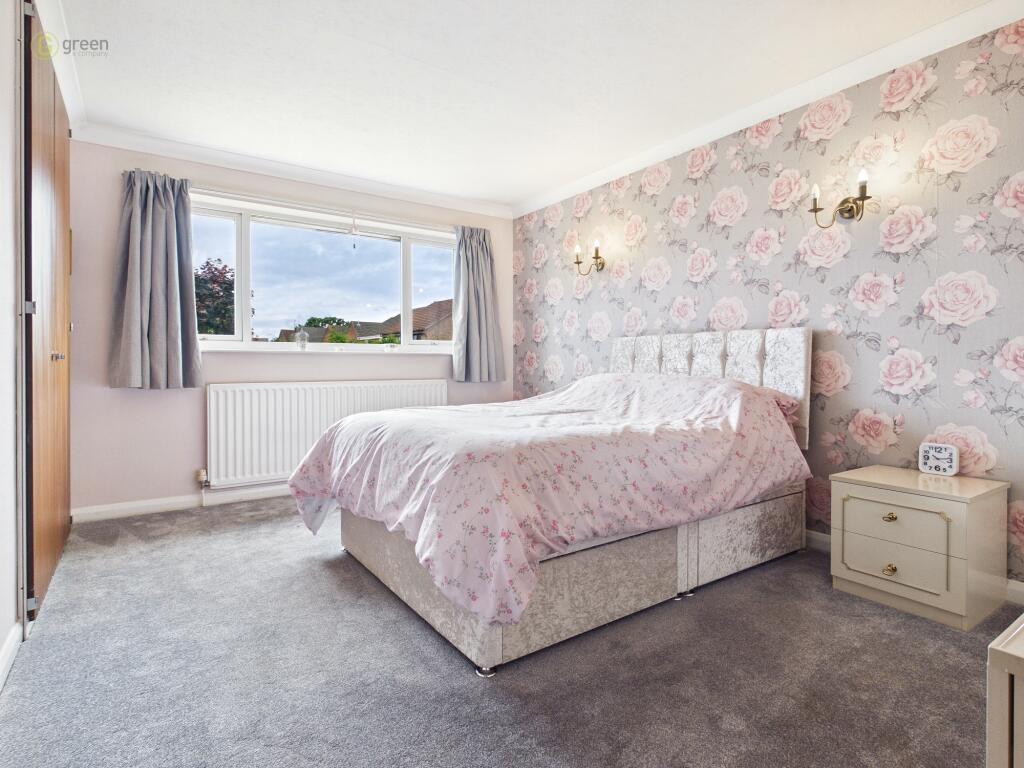 House in Solihull, Castle Bromwich - More