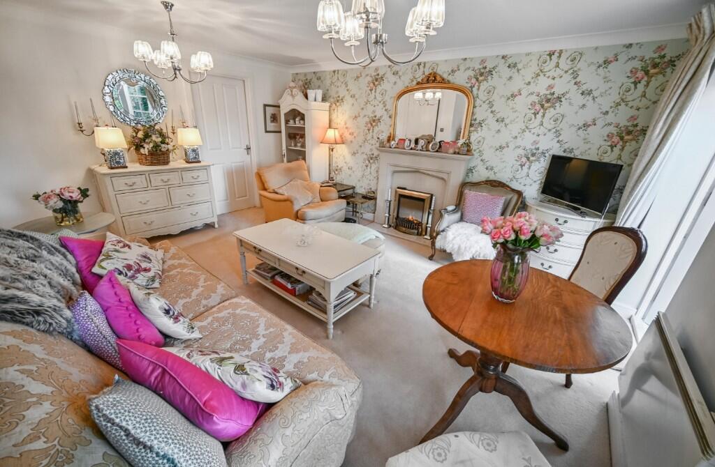 Apartment in South Staffordshire, Codsall - View 3