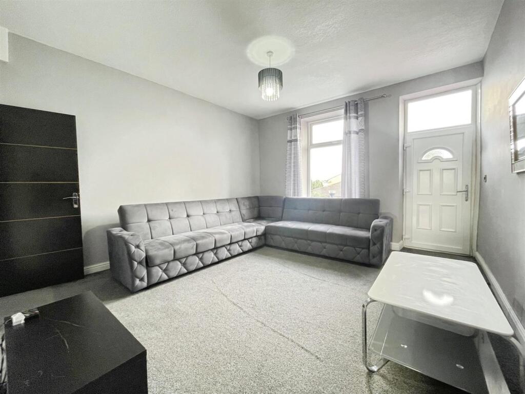 Additional image 2 of Paley Road Bradford, BD4 7EJ