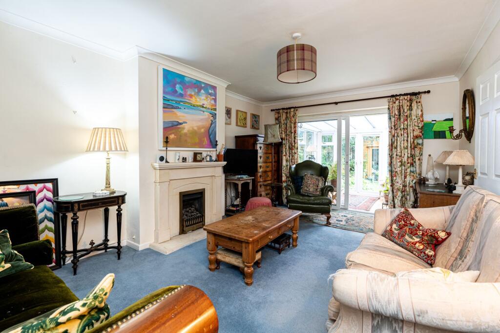 Vanbrugh Close, Woodstock, OX20 photo 4