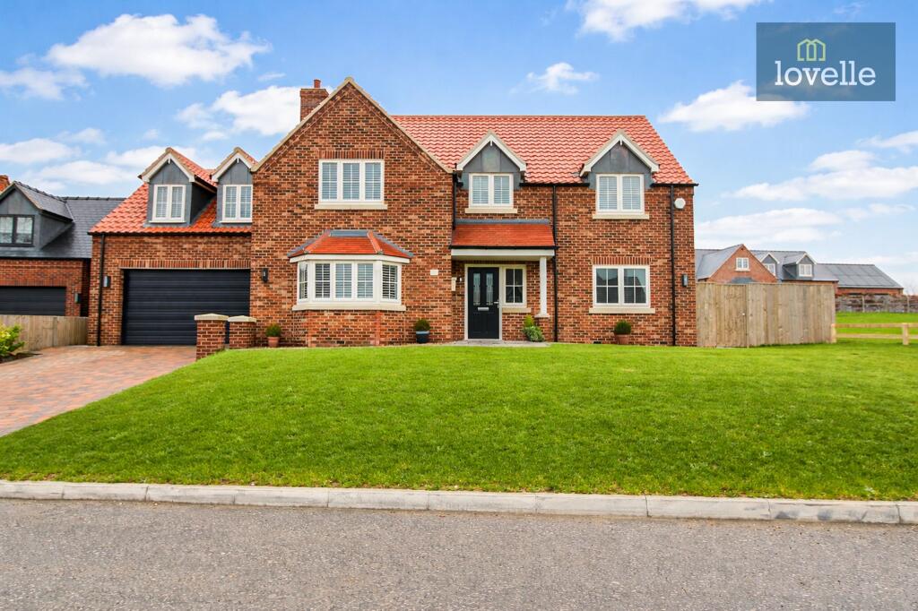 4-bed detached on Roman Way, Louth, LN11, £680,000