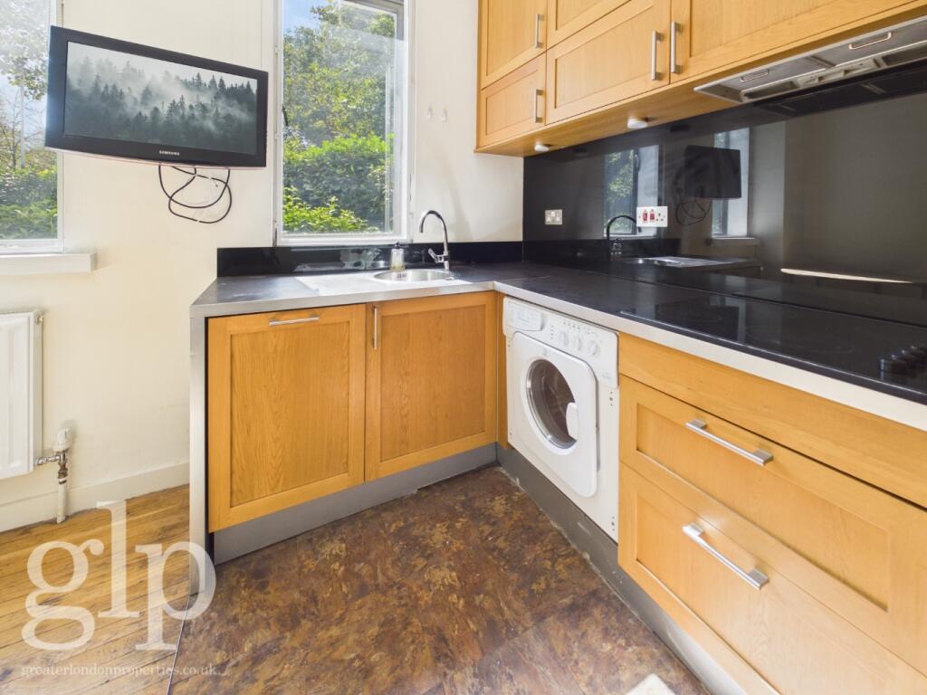 Apartment in London - More