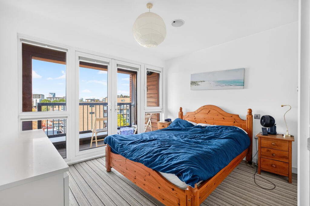 Apartment in London - View 5