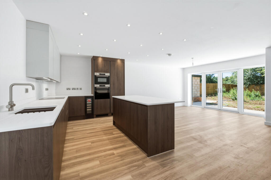 House in Chelmsford - View 2