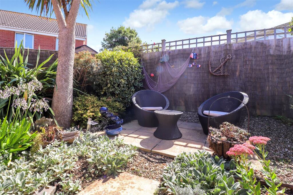 Shoreland Way, Westward Ho!, Bideford, Devon, EX39 photo 4