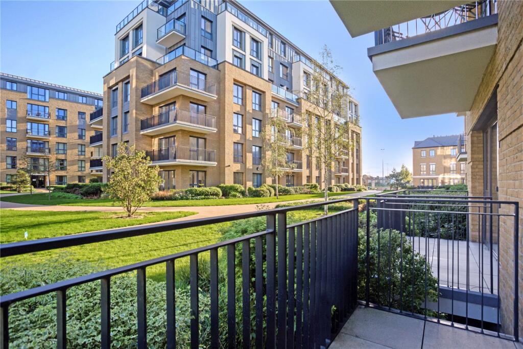 Apartment in London - View 5