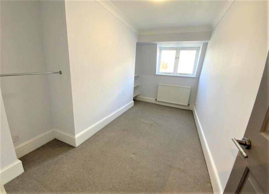 Apartment in Hove, Brunswick - More