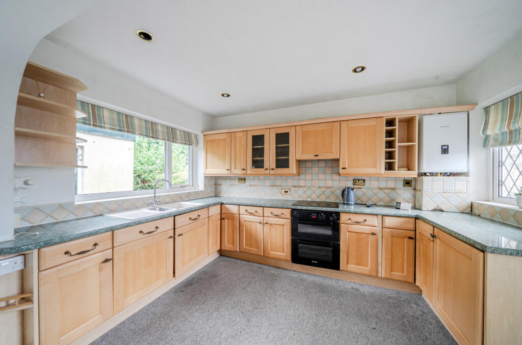 House in Bradford - View 5