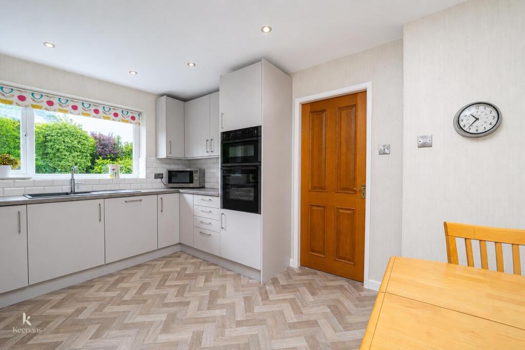 House in Burnley, Harle Syke, Haggate - View 4