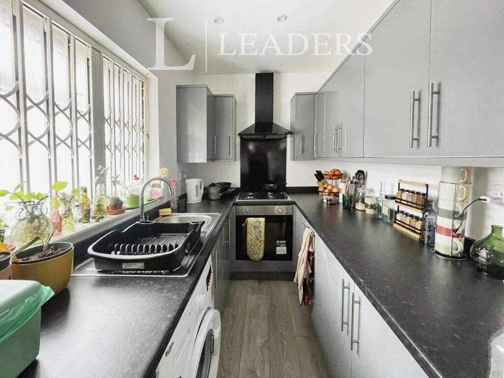 2 bedroom terraced house for rent
