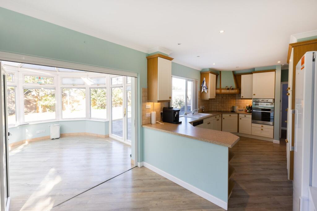 House in St Sampson - View 5