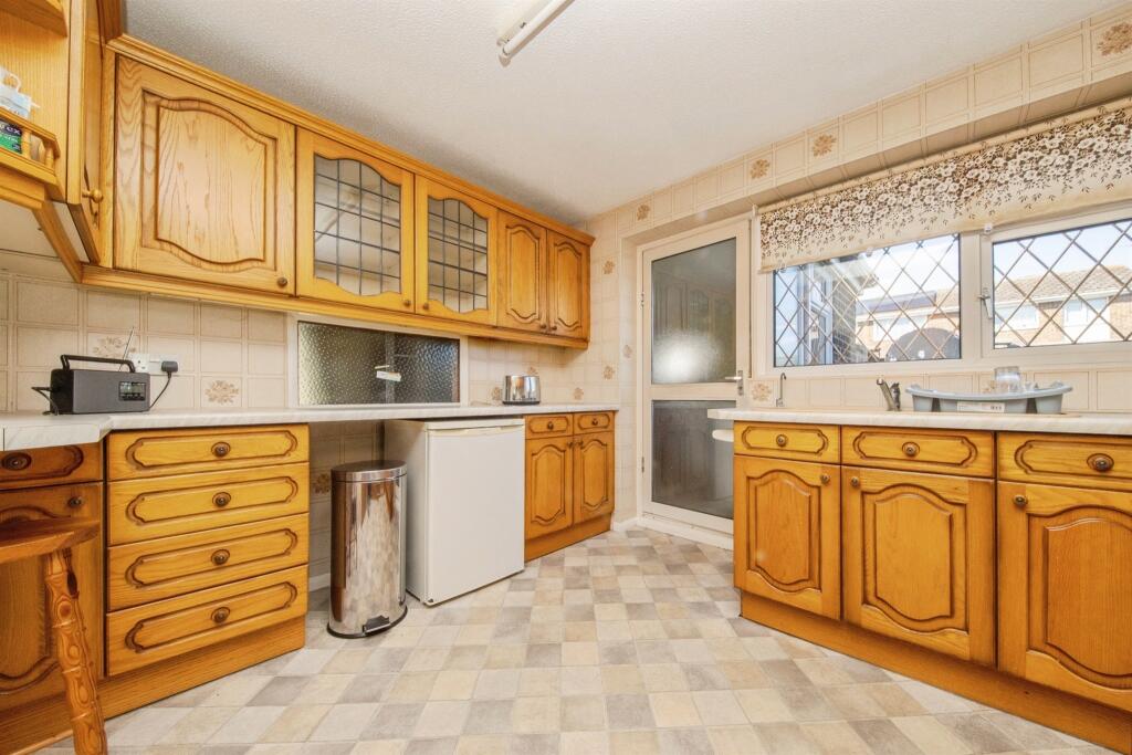 House in East Suffolk, Bixley, Rushmere St Andrew - View 2