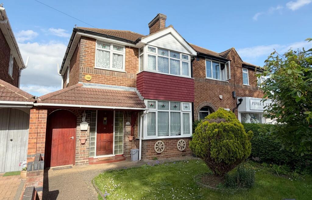 Main image of property: London Road, Bedford, MK42