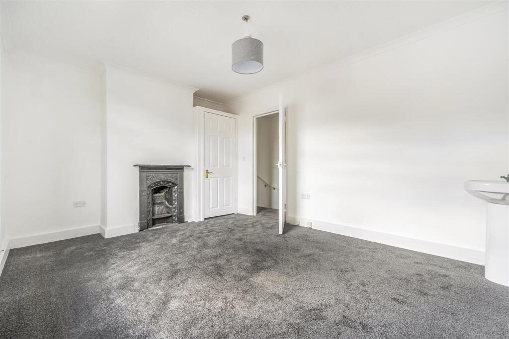 House in Maidstone, Kent - View 4