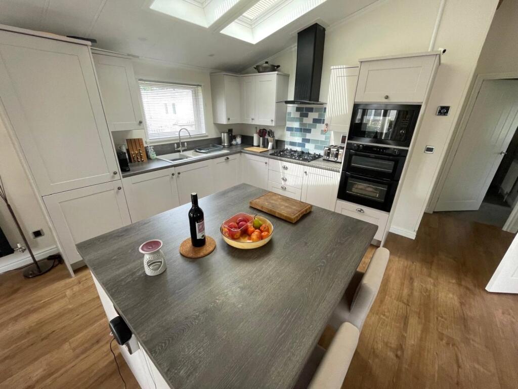 Ferry Lane, Higher Ferry, Chester, Flintshire, CH1 - View 3