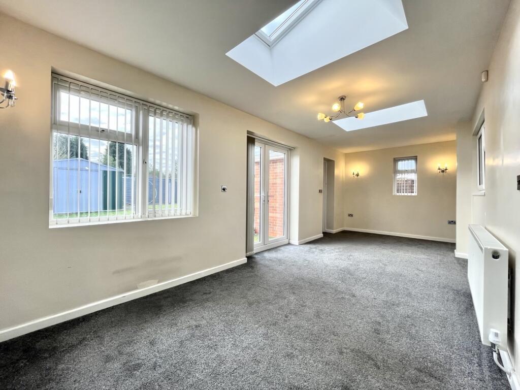 House in Wolverhampton, West Midlands - View 4