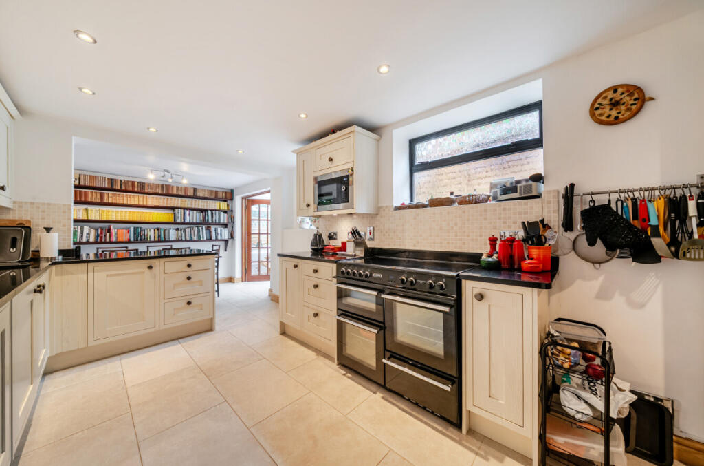 House in London, Hawkwood, Chislehurst - View 3