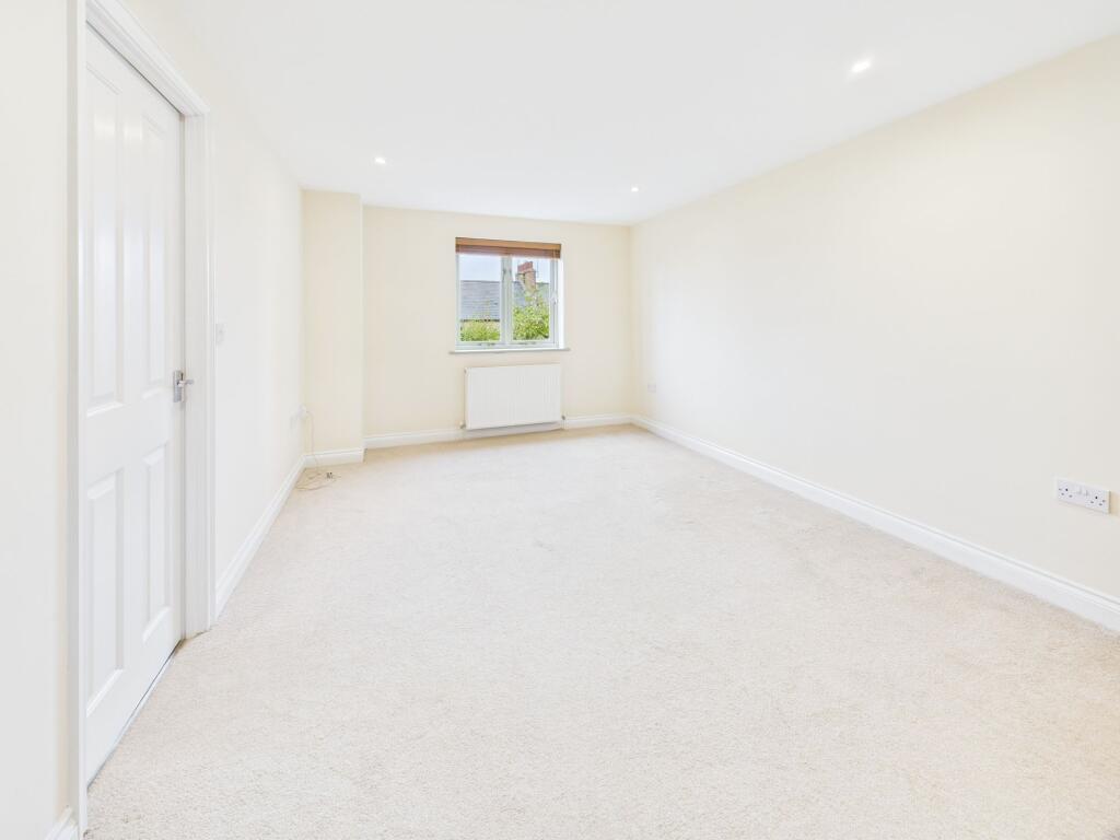 Apartment in West Oxfordshire, Chipping Norton - View 3