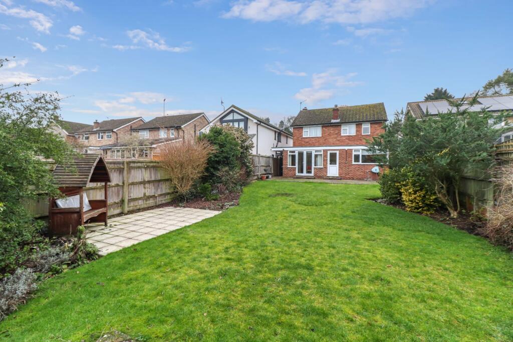Wattleton Road, Beaconsfield, Buckinghamshire, HP9 photo 2
