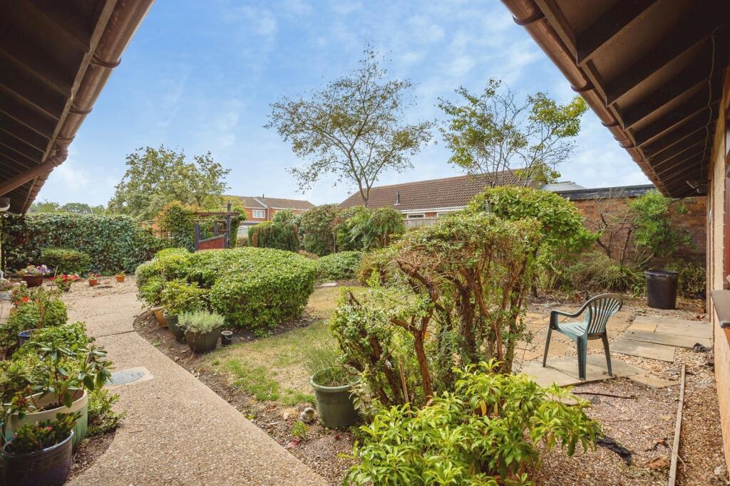 House in Rushcliffe, Bingham - View 2