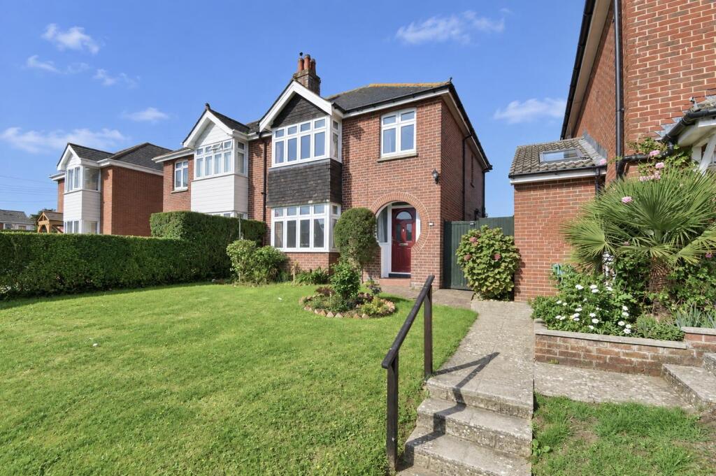Main image of property: POPULAR VILLAGE LOCATION * GODSHILL