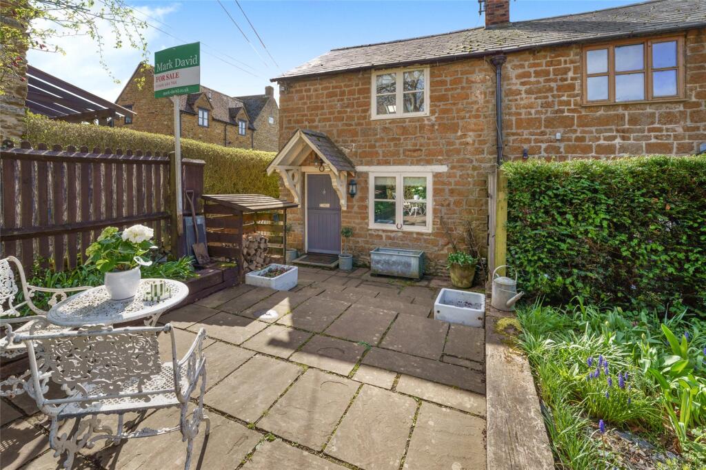 Main image of property: Country Cottages, Watery Lane, Hook Norton, Banbury, OX15