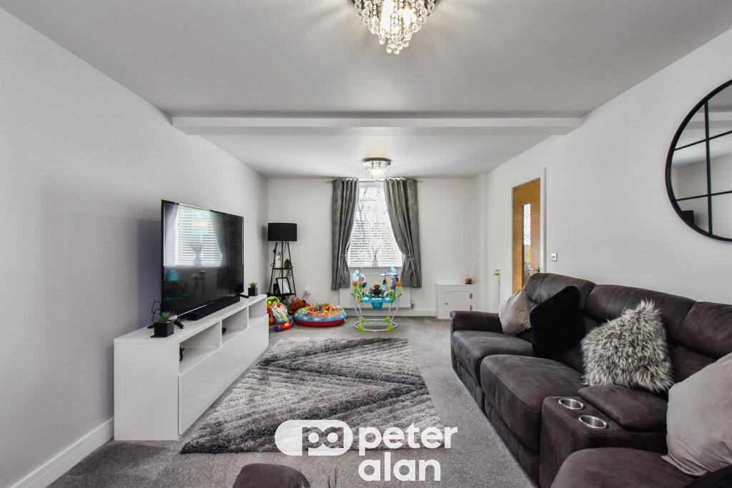 House in Cardiff, Treharris - View 2