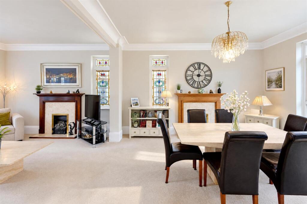 House in Southend-on-Sea - View 5