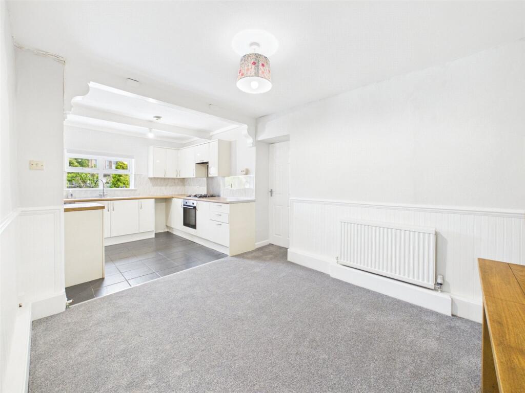 Apartment in Bristol - More