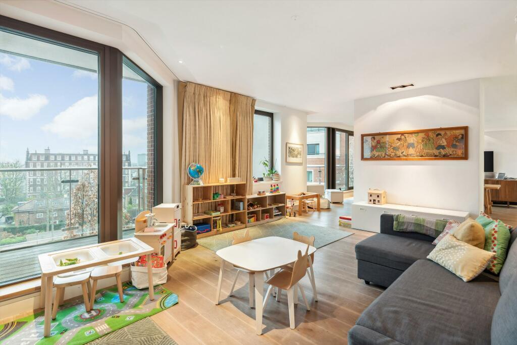 Main image of property: Thornwood Lodge, 
Thornwood Gardens, W8