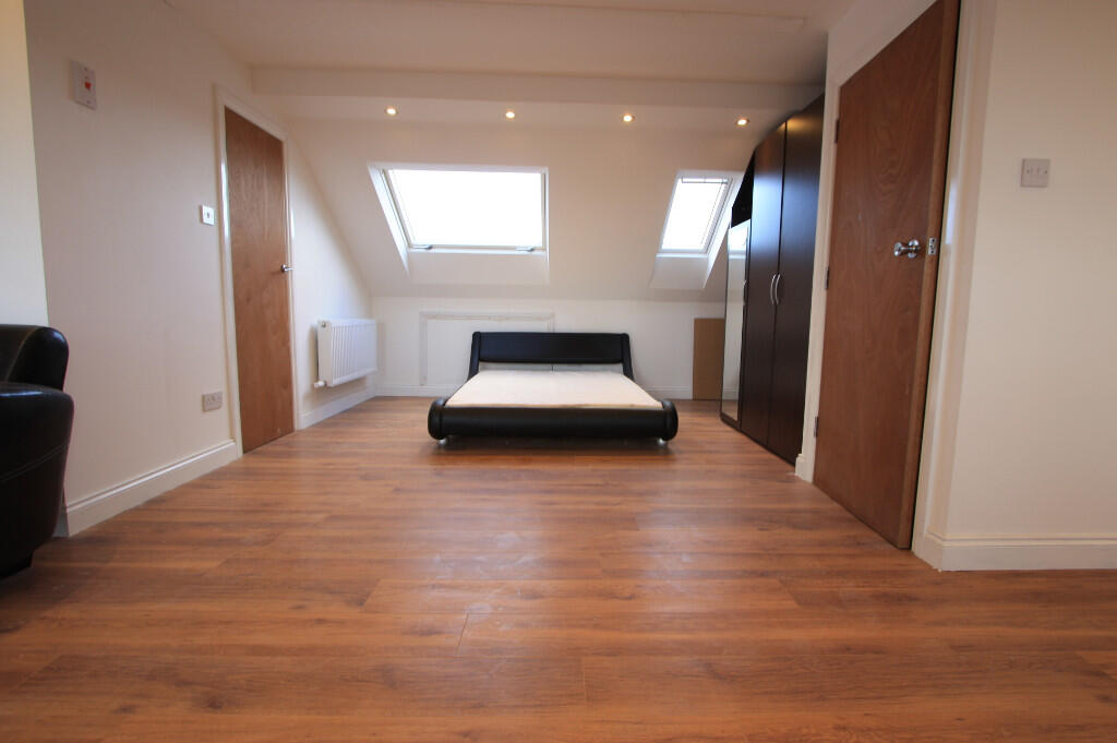 Main image of property: Glencairn Road, London, SW16