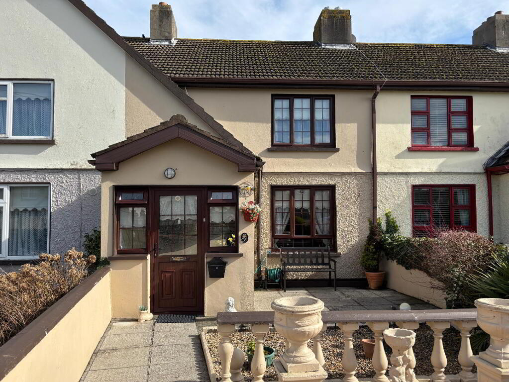 Main image of property: 35 Collins Park, Callan